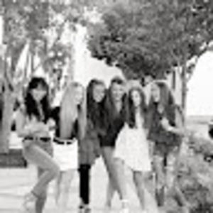 Meet your Posher, Ella